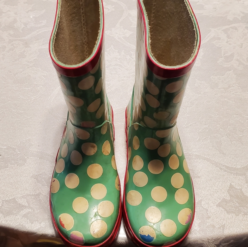 Used Polka dot girls rain boots